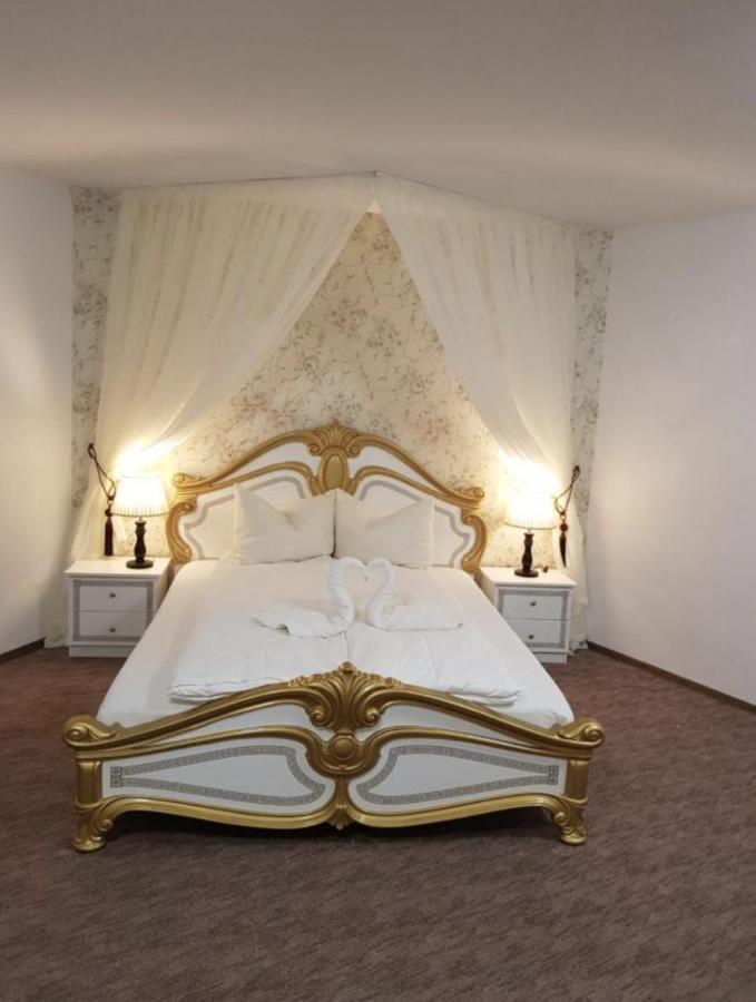 Wall St House Sibiu Eksteriør bilde
