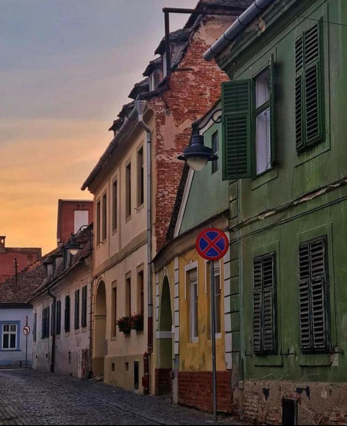 Wall St House Sibiu Eksteriør bilde